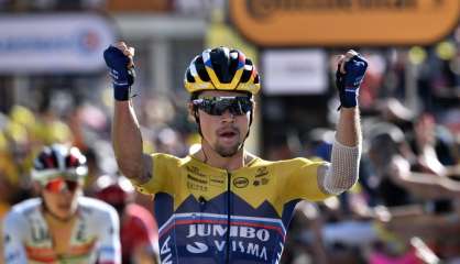 Tour de France: Roglic gagne au sprint en altitude, Alaphilippe reste en jaune