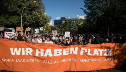 Allemagne: des milliers de manifestants demandent à l'UE d'accueillir les réfugiés