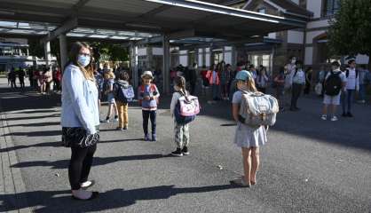 Virus: une rentrée scolaire hors normes pour 12,4 millions d'élèves français