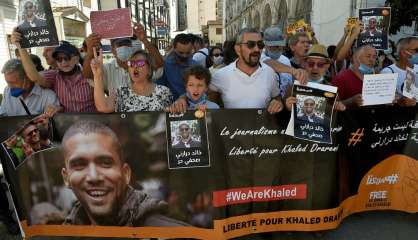 Algérie: lourde peine pour le journaliste Khaled Drareni, maintenu en prison