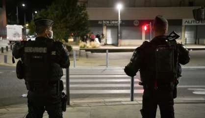 Images de trafiquants armés à Grenoble: un jeune rappeur mis en examen