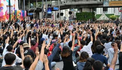 Thaïlande: plusieurs milliers de manifestants pro-démocratie bravent l'interdiction de rassemblements 