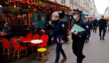 Covid-19: dernière soirée avant le couvre-feu, record du nombre de cas