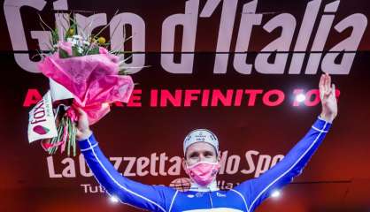 Tour d'Italie: Démare s'adjuge le premier sprint