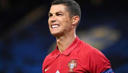 Foot: Cristiano Ronaldo testé positif au Covid-19 