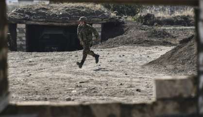 Au Nagorny Karabakh, dans une tranchée à cent mètres de l'ennemi