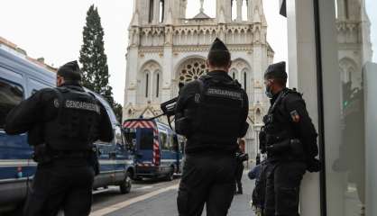 Attaque de Nice: deux nouvelles interpellations, six personnes en garde à vue