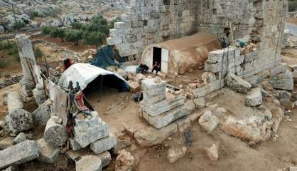 Dans la Syrie en guerre, des déplacés installés dans un temple romain