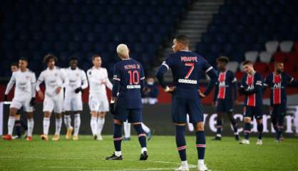 Ligue 1: Paris s'enlise, Marseille respire