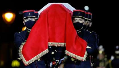 Avec Genevoix, Macron fait entrer les Poilus au Panthéon