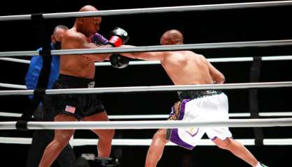 Boxe: malgré le nul, Tyson réussit son come-back à 54 ans contre Jones Jr