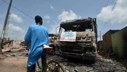 Côte d'Ivoire: nouvelles violences et blocage politique malgré les appels au calme