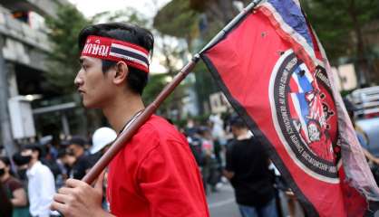 Rassemblement à risque à Bangkok, au lendemain d'affrontements