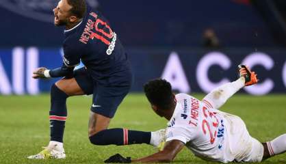 L1: le PSG à Lille avec Marquinhos mais sans Neymar, forfait jusqu'en janvier