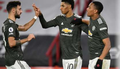 Angleterre: Manchester United déroule et revient dans la course