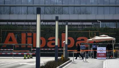 Alibaba sous enquête en Chine, ses actions dévissent