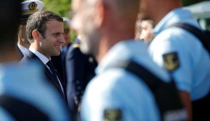 A Brest, Macron au contact de mousses pour ses voeux aux armées