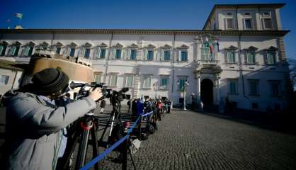 Italie: le gouvernement s'écroule, place aux consultations tous azimuts 