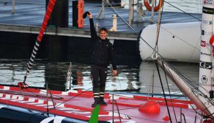 Yannick Bestaven vainqueur du Vendée Globe 2020