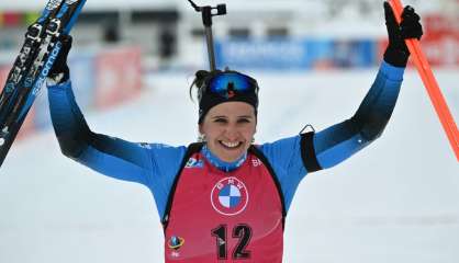 Biathlon: la Française Julia Simon remporte la mass start d'Anterselva 