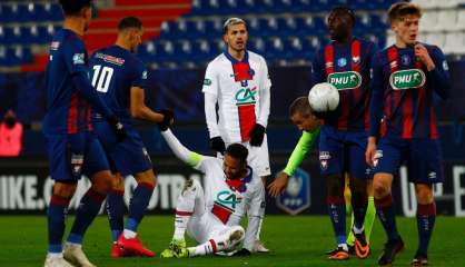 Coupe de France: le PSG qualifié sans briller, le doute Neymar