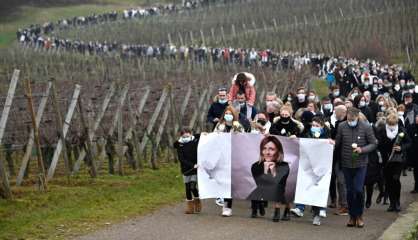 Des centaines de personnes rendent hommage à Estelle, DRH tuée dans le Haut-Rhin