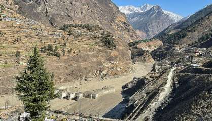 Rupture d'un glacier dans l'Himalaya: au moins trois morts et 200 disparus