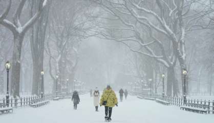 Le nord-est des Etats-Unis pris dans une vaste tempête de neige