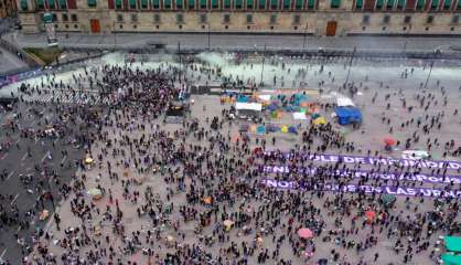 Des milliers de femmes se mobilisent dans le monde pour défendre leurs droits