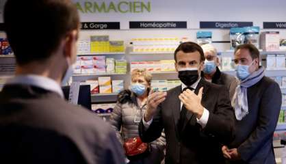 Covid-19 : les indicateurs sanitaires se dégradent, Macron promet de vacciner plus