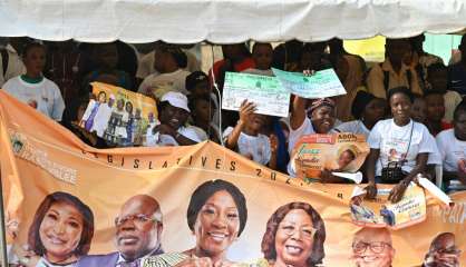 Législatives en Côte d'Ivoire: espoir d'un retour à une vie politique apaisée