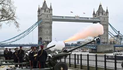 A la Tour de Londres, coups de canon et souvenirs du prince Philip