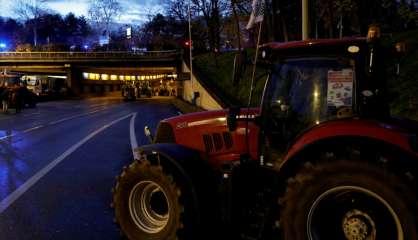 Contre la future PAC, opérations escargots et blocages par des tracteurs en Ile-de-France vendredi