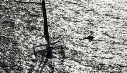 Charles Caudrelier remporte la Route du Rhum en battant le record de l'épreuve