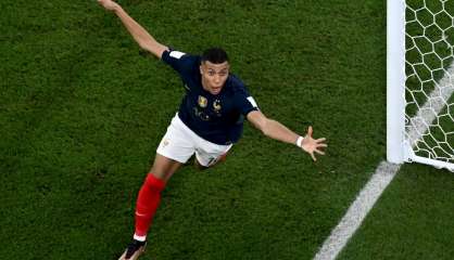 Mondial-2022: Un doublé de Mbappé contre le Danemark envoie la France en 8e