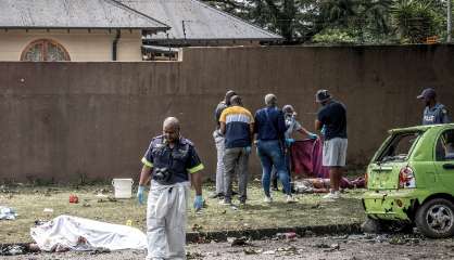 Dix morts dans l'explosion d'un camion-citerne près de Johannesburg