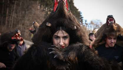 La parade des ours en Roumanie, nouvelle attraction touristique