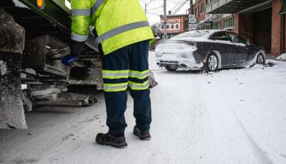 Au lendemain de Noël, les Etats-Unis comptent les morts de la tempête hivernale