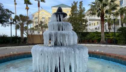 Une violente tempête bouleverse le week-end de Noël aux Etats-Unis