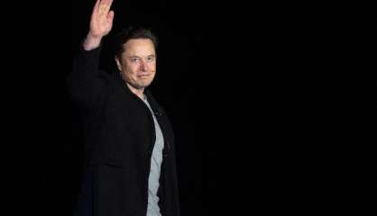 Après avoir tergiversé, Musk annonce qu'il lâchera les rênes de Twitter