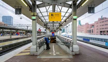 Grève des contrôleurs SNCF: deux trains sur trois rouleront le weekend de Noël