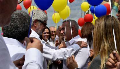 Réouverture du dernier poste frontière encore fermé entre le Venezuela et la Colombie