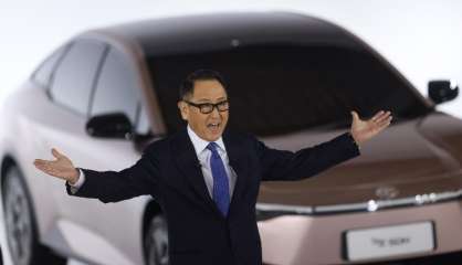 Toyota change par surprise de PDG, Akio Toyoda prend du recul