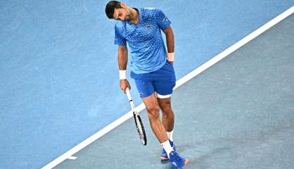 Open d'Australie: Djokovic passe, mais dans la douleur