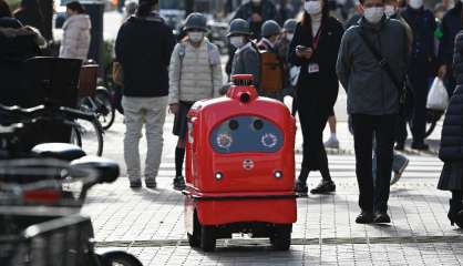 Japon: feu vert imminent pour des robots livreurs 