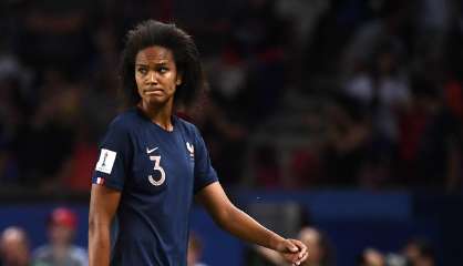 Foot: la capitaine Wendie Renard claque la porte des Bleues, à cinq mois du Mondial