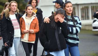 Elèves et enseignants rendent hommage à la professeure tuée au Pays basque