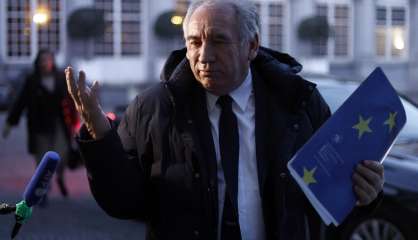 Assistants d'eurodéputés MoDem: un procès pour Bayrou et dix autres cadres centristes