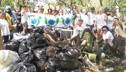 Caledoclean ramasse 3 tonnes de déchets dans la mangrove de Normandie