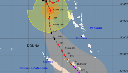 Cyclone Donna : l'alerte niveau 1 déclenchée demain, les écoles fermées mardi